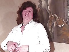 დიდი, ბებერი, თეთრი